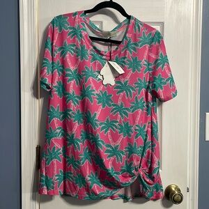 Simply Southern L palm tree top NWT